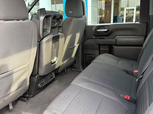 Used 2023 Chevrolet Silverado 2500 LT AWD/4WD image 16