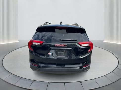 Used 2022 GMC Terrain SLE w/ Elevation Edition image 7