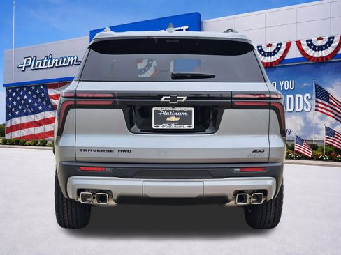 New 2026 Chevrolet Traverse Z71 w/ Driver Confidence Package AWD/4WD image 8