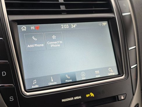 Used 2019 Lincoln Nautilus Select image 16