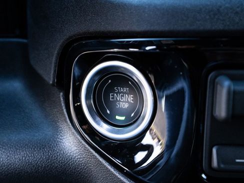 New 2026 Chevrolet Silverado 1500 ZR2 image 31