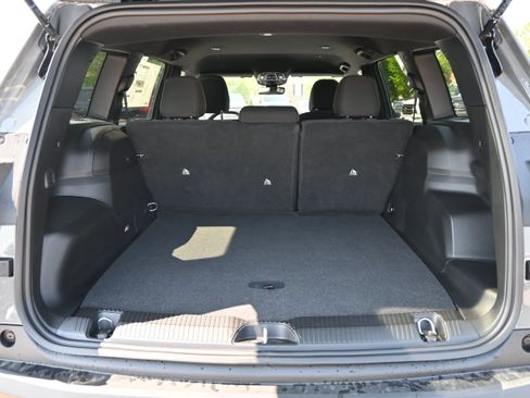 New 2026 Jeep Cherokee Laredo AWD/4WD image 30
