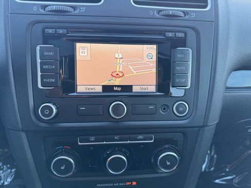 Used 2011 Volkswagen GTI w/ Convenience Package image 20