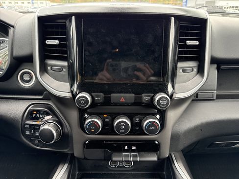 Used 2022 RAM 1500 Big Horn image 8
