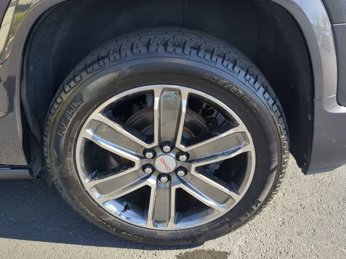 Used 2017 GMC Acadia Denali w/ Technology Package image 36