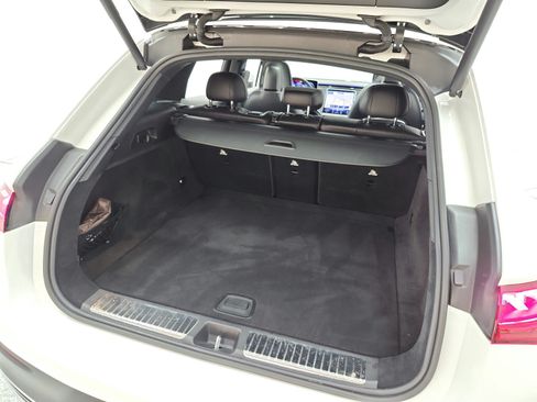 Certified 2026 Mercedes-Benz EQE 320+ SUV image 21