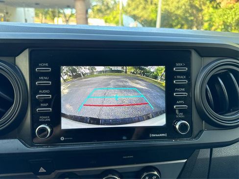Used 2022 Toyota Tacoma SR RWD image 21