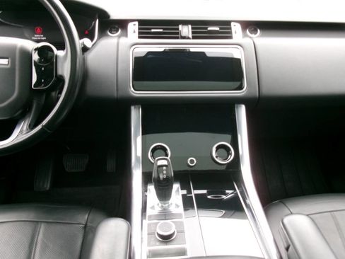 Used 2018 Land Rover Range Rover Sport HSE image 17