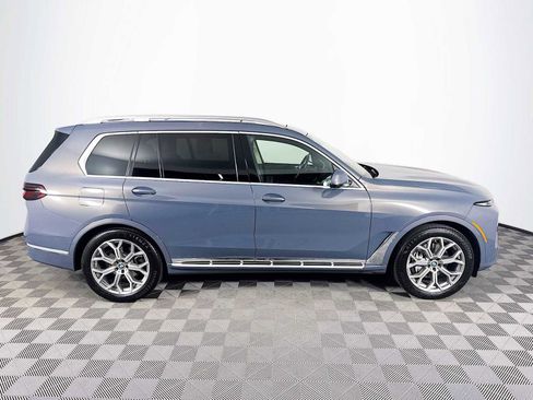 Used 2025 BMW X7 xDrive40i image 4