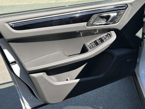 New 2026 Porsche Macan S AWD/4WD image 17