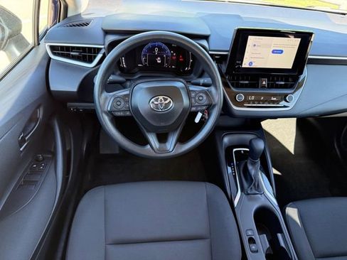 Used 2026 Toyota Corolla LE image 27