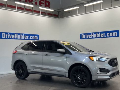 Used 2022 Ford Edge ST-Line w/ Class II Trailer Tow Package AWD/4WD image 4