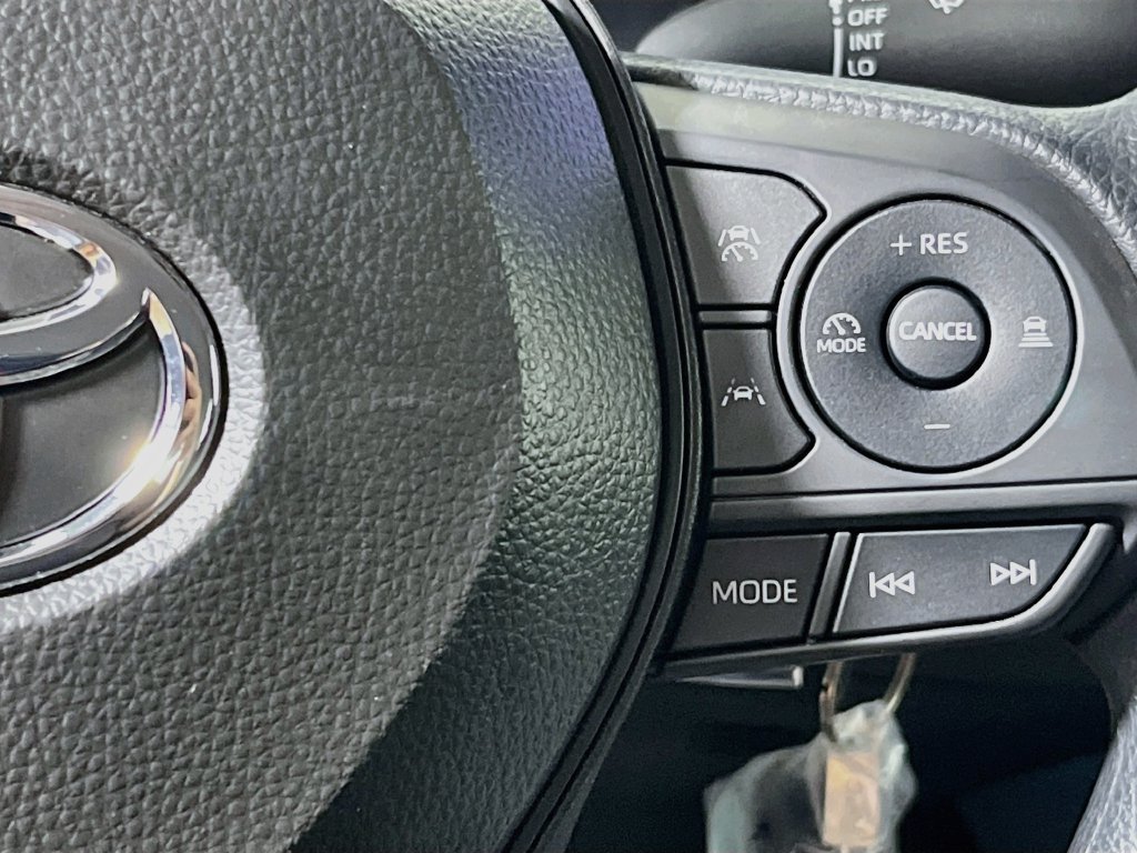 New 2027 Toyota Corolla LE FWD image 17