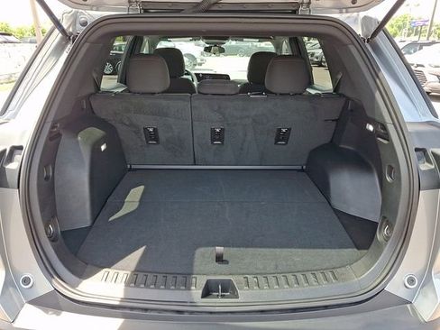 Used 2026 Chevrolet Equinox LT FWD image 29