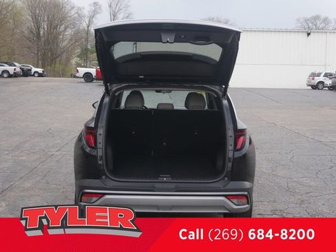 Used 2025 Hyundai Tucson SEL image 17