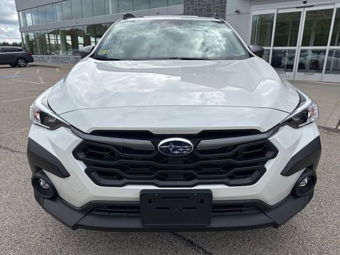 Used 2025 Subaru Crosstrek 2.0i Premium AWD/4WD image 4