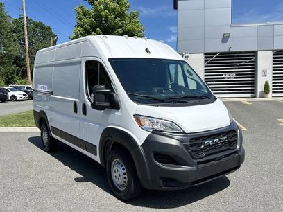 Used 2025 RAM ProMaster 2500 w/ Power Group