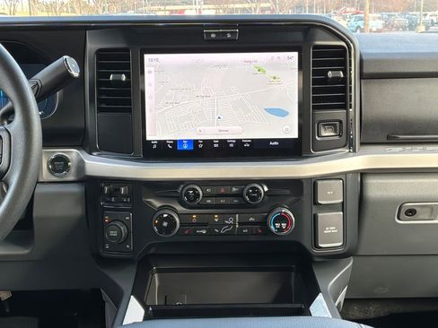 New 2025 Ford F350 XLT w/ Black Appearance Package image 18