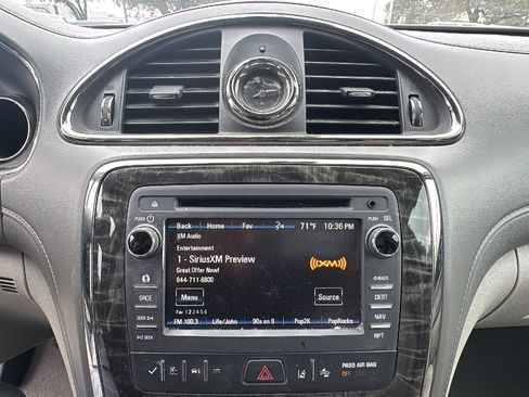 Used 2014 Buick Enclave Leather image 16