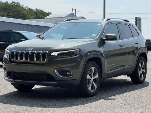 Used 2019 Jeep Cherokee Limited w/ Trailer Tow Group AWD/4WD image 36