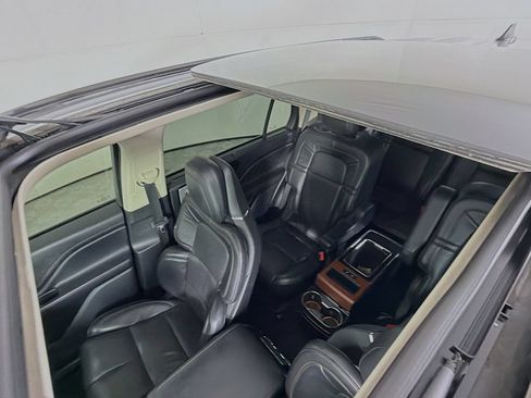 Used 2021 Lincoln Aviator Reserve w/ Equipment Group 201A AWD/4WD image 17
