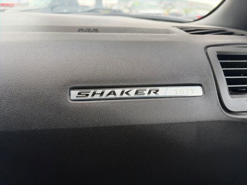 Used 2014 Dodge Challenger R/T image 15