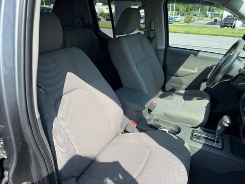 Used 2019 Nissan Frontier SV AWD/4WD image 13