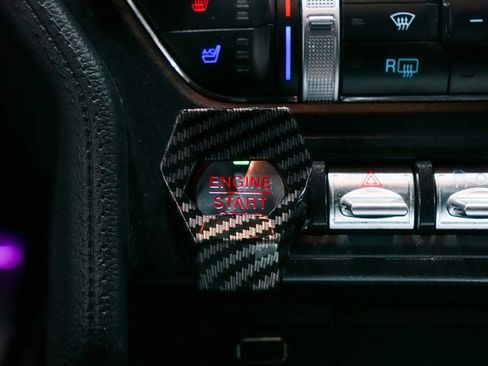 Used 2022 Ford Mustang Premium RWD image 19