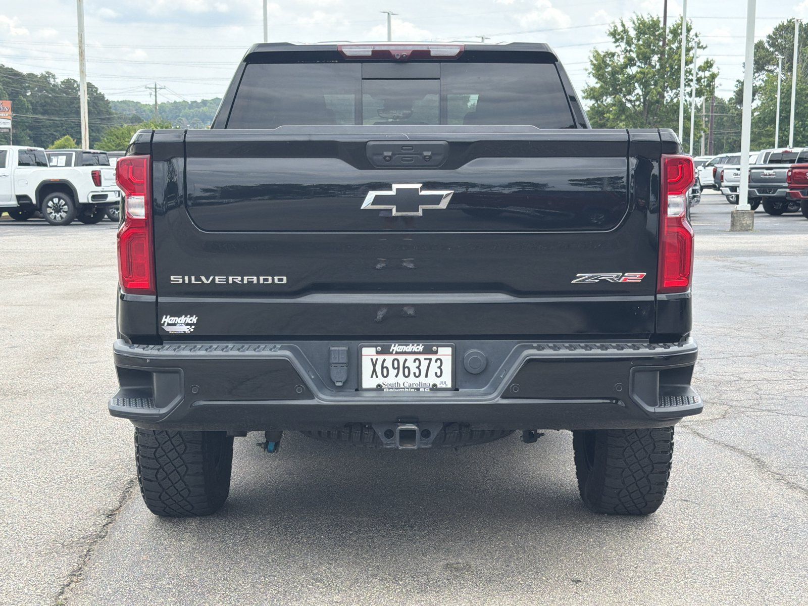 Used 2023 Chevrolet Silverado 1500 ZR2 w/ Technology Package AWD/4WD image 11
