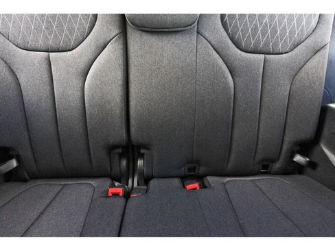 Used 2022 Hyundai Palisade SEL FWD image 15