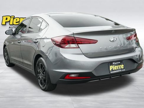Used 2020 Hyundai Elantra SE FWD image 8