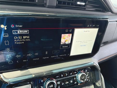 Used 2024 GMC Sierra 2500 AT4 w/ AT4 Preferred Package image 16