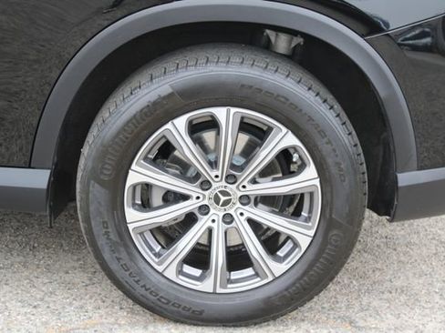 Used 2023 Mercedes-Benz GLC 300 image 8