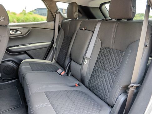 Used 2020 Chevrolet Blazer LT FWD image 28