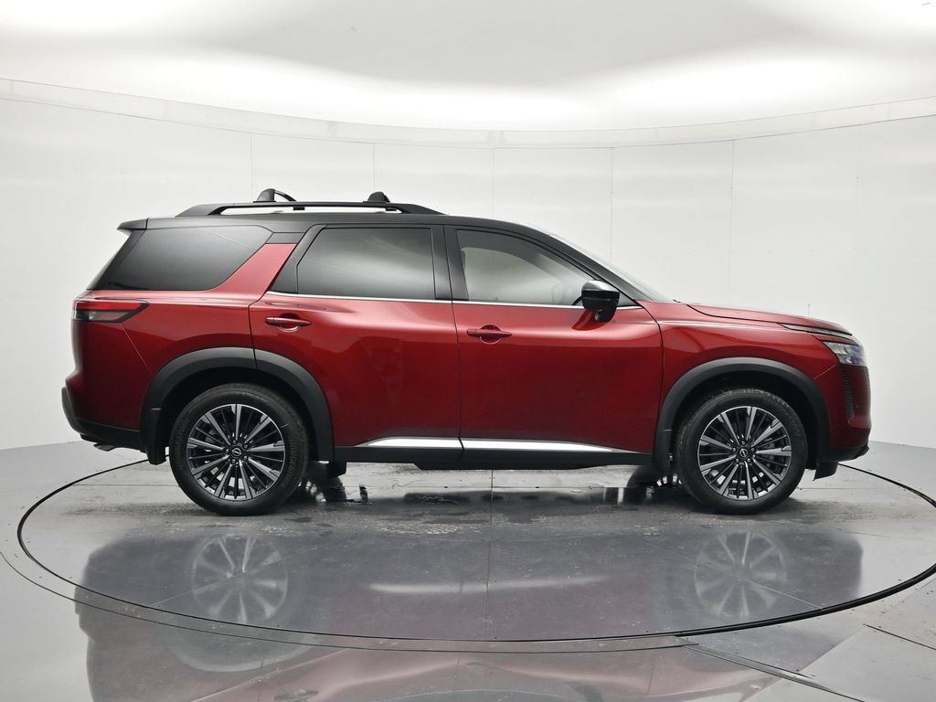 New 2026 Nissan Pathfinder Platinum AWD/4WD image 4