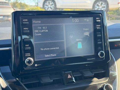 Used 2022 Toyota Corolla LE image 13