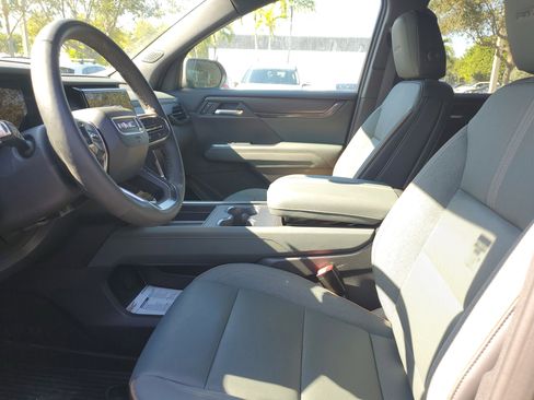 Used 2024 GMC Acadia AT4 w/ LPO, Floor Liner Package image 9