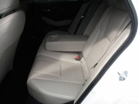 Used 2023 Honda Accord Touring image 6