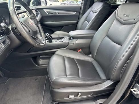Used 2023 Cadillac XT6 Luxury FWD image 18