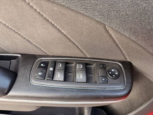 Used 2022 Dodge Charger SXT RWD image 37