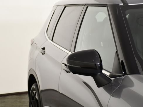 Used 2024 Mitsubishi Outlander SE Black Edition image 14