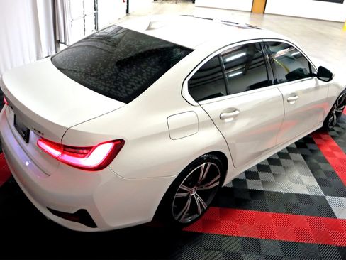 Used 2021 BMW 330i Sedan w/ Driving Assistance Package RWD image 9