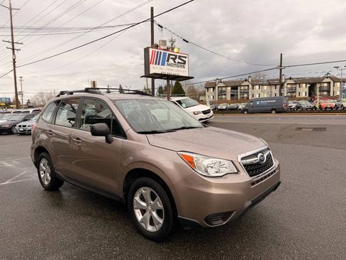 Used 2016 Subaru Forester 2.5i w/ Alloy Wheel Package AWD/4WD image 7