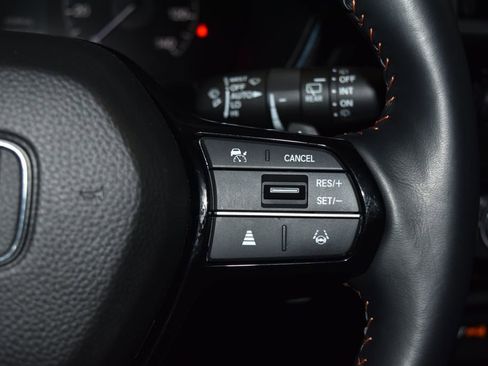 Used 2025 Honda CR-V Sport Touring image 10