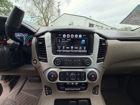 Used 2017 GMC Yukon SLT w/ Open Road Package image 25