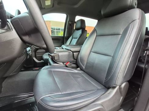 Used 2024 Chevrolet Silverado 2500 Custom w/ Custom Value Package AWD/4WD image 27