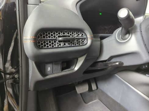 Certified 2026 Honda HR-V Sport image 27