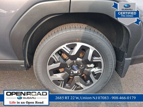 Used 2025 Subaru Forester AWD/4WD image 57
