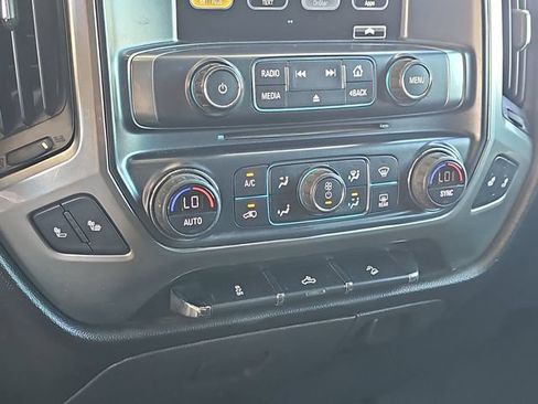 Used 2018 Chevrolet Silverado 1500 LT w/ All Star Edition AWD/4WD image 22