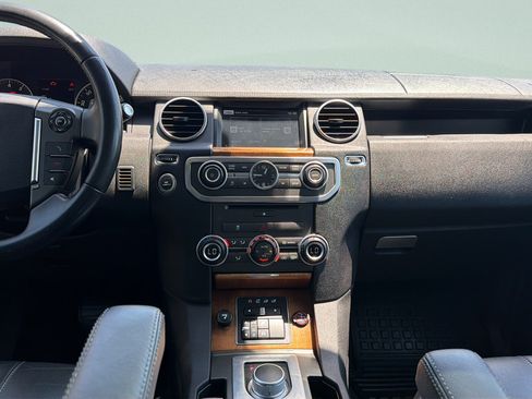 Used 2016 Land Rover LR4 AWD/4WD image 11